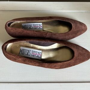 Mootsies Tootsies Chocolate Suede Leather Kitten pumps Heels Shoes NWOT  Size 8